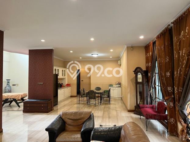 Rumah Luxury Modern Tanpa Renovasi di Kedoya Jakarta Barat Rumah Luxury Modern Tanpa Renovasi di Kedoya Jakarta Barat
