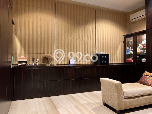 Rumah Luxury Modern Tanpa Renovasi di Kedoya Jakarta Barat Rumah Luxury Modern Tanpa Renovasi di Kedoya Jakarta Barat