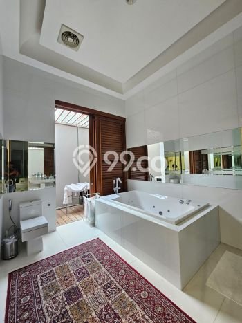 Hunian Elit LB 1285m2 Siap Huni Desain Elegan di Radio Dalam, Jakarta Selatan Hunian Elit LB 1285m2 Siap Huni Desain Elegan di Radio Dalam, Jakarta Selatan