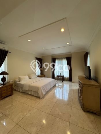 Disewakan! Rumah 4 Kamar Tidur &
4 Kamar Mandi di Lippo Karawaci, Tangerang Disewakan! Rumah 4 Kamar Tidur &
4 Kamar Mandi di Lippo Karawaci, Tangerang