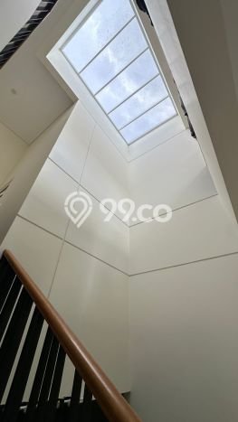 Jual Rumah Mewah Megah Dengan View Cantik di Summarecon Tangerang, Tangerang Jual Rumah Mewah Megah Dengan View Cantik di Summarecon Tangerang, Tangerang