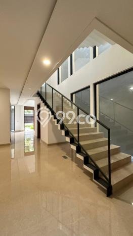 Siap Huni Rumah Mewah 5 Kamar di BSD Dekat ke Mana Saja Siap Huni Rumah Mewah 5 Kamar di BSD Dekat ke Mana Saja