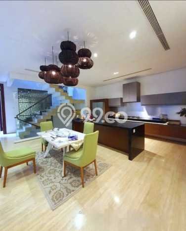 For Sale! Luxury House LT 408m2 Desain Elegan di Pondok Indah For Sale! Luxury House LT 408m2 Desain Elegan di Pondok Indah