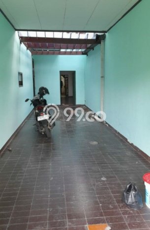 Ready to Use! Premium House LT 385m2 Desain Modern di Pangkalan Jati Ready to Use! Premium House LT 385m2 Desain Modern di Pangkalan Jati