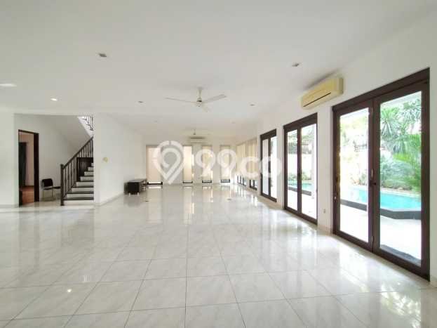 For Sale! Premium House LT 688m2 Desain Modern di Kemang For Sale! Premium House LT 688m2 Desain Modern di Kemang