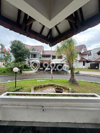 For Sale! Luxury House LT 390m2 Desain Modern di Lebak Bulus For Sale! Luxury House LT 390m2 Desain Modern di Lebak Bulus
