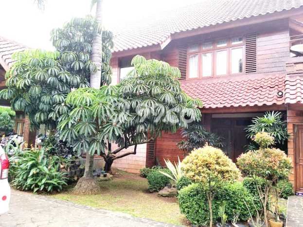Dijual Rumah Mewah Elegan Dengan View Cantik di Cipadu, Tangerang Dijual Rumah Mewah Elegan Dengan View Cantik di Cipadu, Tangerang