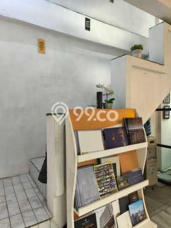 Unit Ruko Dijual di Jakarta Selatan LT 79m2 & LB 279m2 Unit Ruko Dijual di Jakarta Selatan LT 79m2 & LB 279m2
