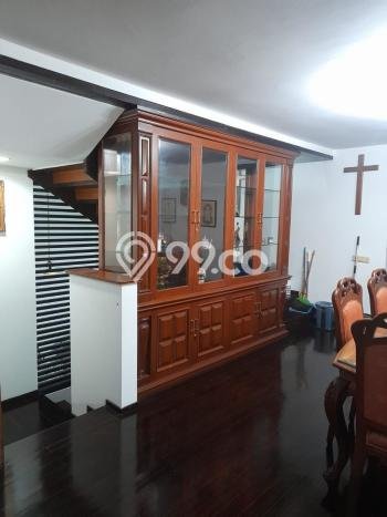 Rumah Mewah LB 200m2 Siap Huni Desain Elegan di Cipete, Jakarta Selatan Rumah Mewah LB 200m2 Siap Huni Desain Elegan di Cipete, Jakarta Selatan