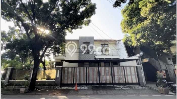 Jual Rumah Luas Megah Dengan View Cantik di Panglima Polim, Jakarta Selatan Jual Rumah Luas Megah Dengan View Cantik di Panglima Polim, Jakarta Selatan