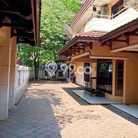 Rumah Mewah Akses Mudah di Jakarta Selatan Rumah Mewah Akses Mudah di Jakarta Selatan