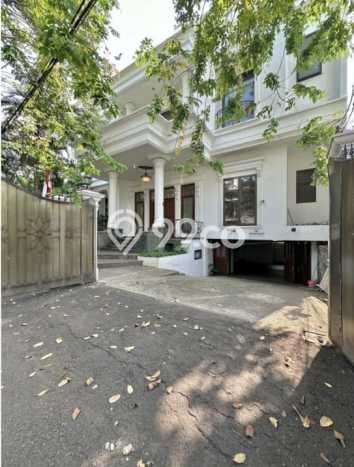 For Sale! Premium House LT 534m2 Desain Elegan di Kuningan For Sale! Premium House LT 534m2 Desain Elegan di Kuningan