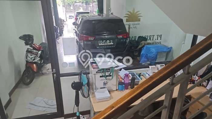 Unit Ruko Dijual di Jakarta Selatan LT 85m2 & LB 230m2 Unit Ruko Dijual di Jakarta Selatan LT 85m2 & LB 230m2