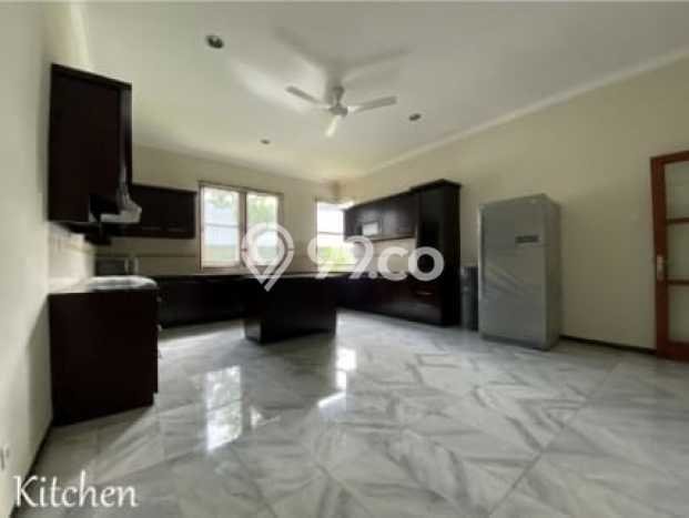 For Sale! Premium House LT 581m2 Desain Elegan di Gandaria For Sale! Premium House LT 581m2 Desain Elegan di Gandaria