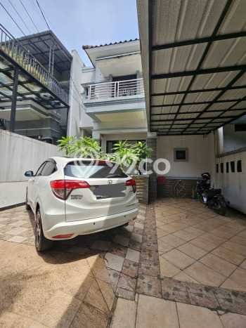 Rumah Elit Modern Siap Huni di Ciganjur Jakarta Selatan Rumah Elit Modern Siap Huni di Ciganjur Jakarta Selatan