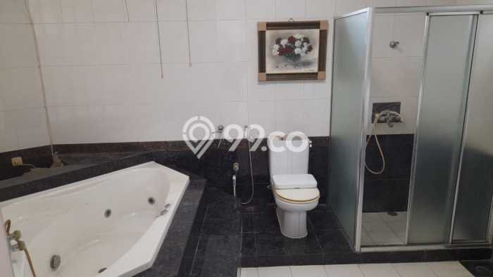 Hot Offer Hunian Mewah Ideal dan Luas di Cinere, Depok Hot Offer Hunian Mewah Ideal dan Luas di Cinere, Depok