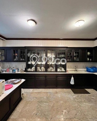 Rumah Elit Modern Tanpa Renovasi di Lebak Bulus Jakarta Selatan Rumah Elit Modern Tanpa Renovasi di Lebak Bulus Jakarta Selatan