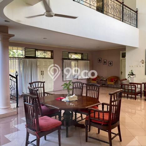 Rumah Luxury Modern Tanpa Renovasi di Bintaro Jakarta Selatan Rumah Luxury Modern Tanpa Renovasi di Bintaro Jakarta Selatan