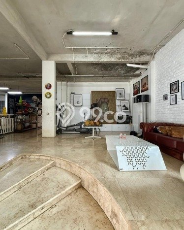 Hunian Mewah Dijual LT 936m2 di Kebayoran Baru, Jakarta Selatan Hunian Mewah Dijual LT 936m2 di Kebayoran Baru, Jakarta Selatan