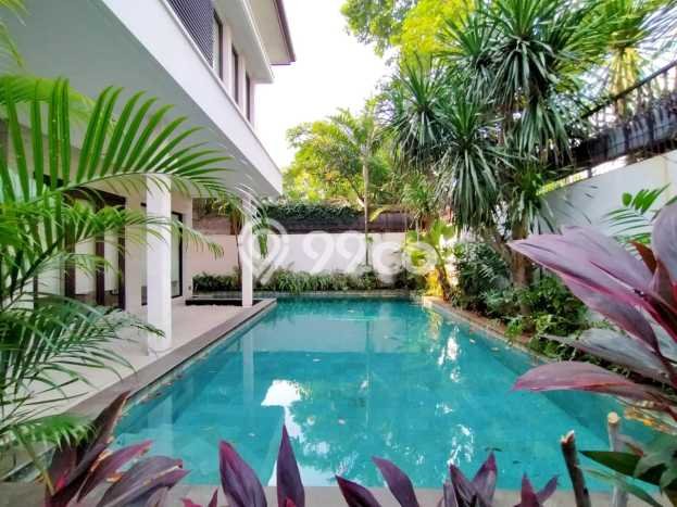 For Sale! Premium House LT 688m2 Desain Modern di Kemang For Sale! Premium House LT 688m2 Desain Modern di Kemang