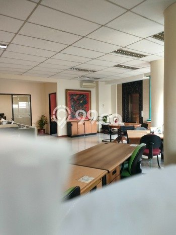Ruko Dijual di Jakarta Selatan LT 229m2 & LB 1000m2 Lokasi Terbaik! Ruko Dijual di Jakarta Selatan LT 229m2 & LB 1000m2 Lokasi Terbaik!