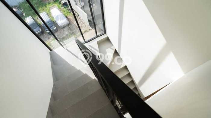 Dijual Rumah Kost di Cipete, Jakarta Selatan, 0 KT, 16 KM, Bangunan 180m2 Dijual Rumah Kost di Cipete, Jakarta Selatan, 0 KT, 16 KM, Bangunan 180m2