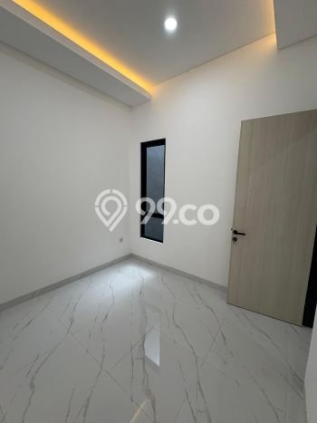 Dijual Rumah Luas Elegan Dengan View Eksklusif di Kalideres, Jakarta Barat Dijual Rumah Luas Elegan Dengan View Eksklusif di Kalideres, Jakarta Barat