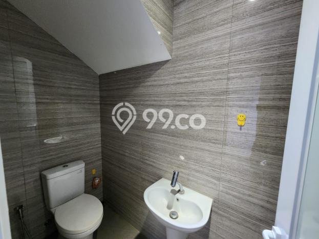 Rumah Luxury Modern Tanpa Renovasi di Citra Garden Jakarta Barat Rumah Luxury Modern Tanpa Renovasi di Citra Garden Jakarta Barat