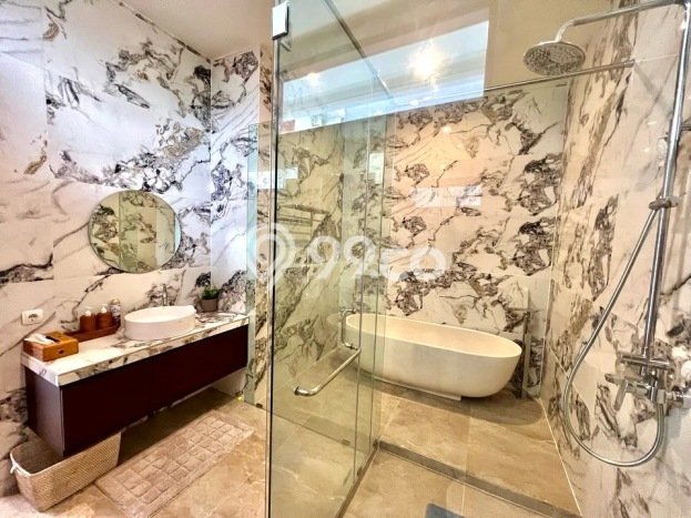 Hunian Elit LB 300m2 Siap Huni Desain Elegan di Jimbaran, Badung Hunian Elit LB 300m2 Siap Huni Desain Elegan di Jimbaran, Badung