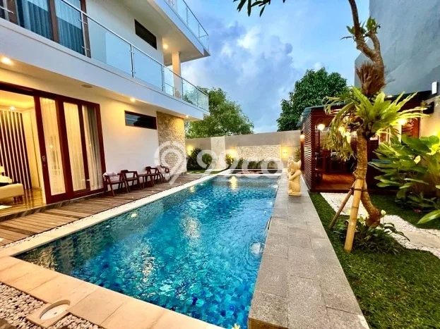 Hunian Elit LB 300m2 Siap Huni Desain Elegan di Jimbaran, Badung Hunian Elit LB 300m2 Siap Huni Desain Elegan di Jimbaran, Badung