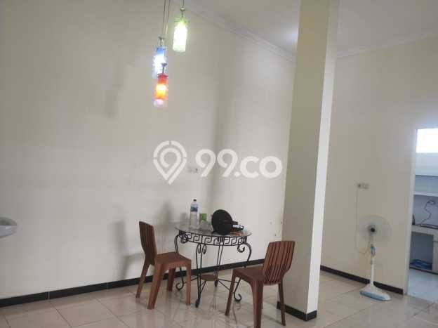 Disewakan Rumah Murah di Kedungmundu Semarang dengan 3 Kamar Tidur Disewakan Rumah Murah di Kedungmundu Semarang dengan 3 Kamar Tidur