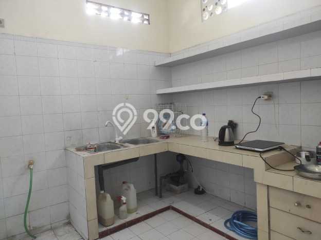 Disewakan Rumah Murah di Kedungmundu Semarang dengan 3 Kamar Tidur Disewakan Rumah Murah di Kedungmundu Semarang dengan 3 Kamar Tidur