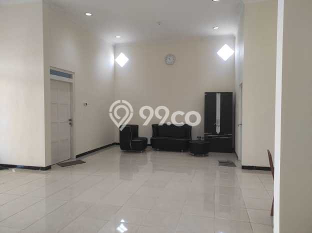 Disewakan Rumah Murah di Kedungmundu Semarang dengan 3 Kamar Tidur Disewakan Rumah Murah di Kedungmundu Semarang dengan 3 Kamar Tidur