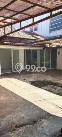 For Sale! Premium House LT 530m2 Desain Modern di Bandung Kota For Sale! Premium House LT 530m2 Desain Modern di Bandung Kota