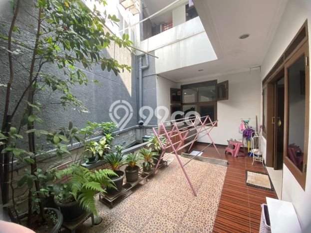 Hunian Elit LB 200m2 Siap Pakai Desain Elegan di Bandung Barat, Bandung Hunian Elit LB 200m2 Siap Pakai Desain Elegan di Bandung Barat, Bandung