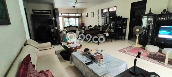 Rumah Luxury Modern Tanpa Renovasi di Jatiwaringin Jakarta Timur Rumah Luxury Modern Tanpa Renovasi di Jatiwaringin Jakarta Timur