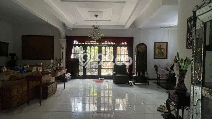 Siap Huni Rumah Mewah 5 Kamar di Pasar Minggu Dekat ke Mana Saja Siap Huni Rumah Mewah 5 Kamar di Pasar Minggu Dekat ke Mana Saja