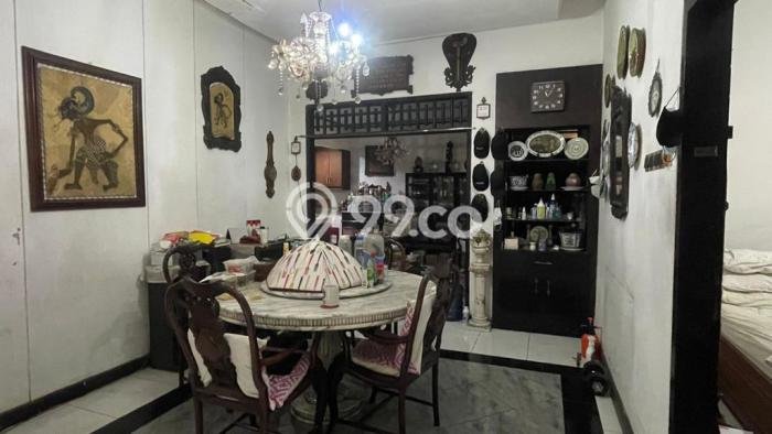 Siap Huni Rumah Mewah 5 Kamar di Pasar Minggu Dekat ke Mana Saja Siap Huni Rumah Mewah 5 Kamar di Pasar Minggu Dekat ke Mana Saja