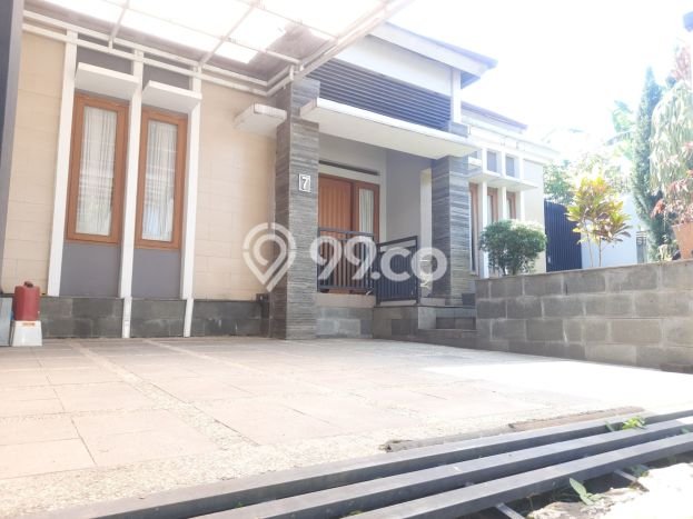 Rumah Mewah LB 160m2 Siap Pakai Desain Elegan di Geger Kalong, Bandung Rumah Mewah LB 160m2 Siap Pakai Desain Elegan di Geger Kalong, Bandung