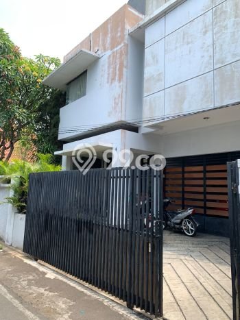Siap Huni Hunian Elit 6 Kamar di Tebet Dekat ke Mana Pun Siap Huni Hunian Elit 6 Kamar di Tebet Dekat ke Mana Pun