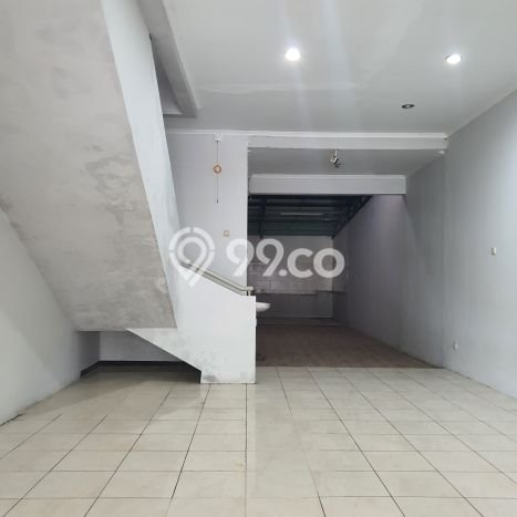 LOKASI SUPER STRATEGIS! Ruko Kawasan , Luas 128m2m², Kawasan Bisnis LOKASI SUPER STRATEGIS! Ruko Kawasan , Luas 128m2m², Kawasan Bisnis