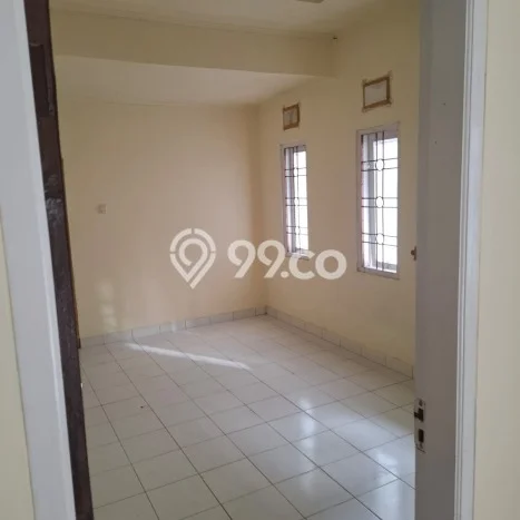 Disewakan! Rumah 3 Kamar Tidur &
2 Kamar Mandi di Pungkur, Bandung Disewakan! Rumah 3 Kamar Tidur &
2 Kamar Mandi di Pungkur, Bandung
