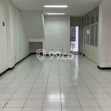Ruko Dijual di Prime Area Bandung Luas 215m2 Ruko Dijual di Prime Area Bandung Luas 215m2