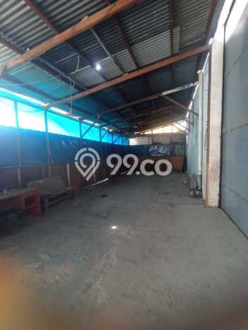 Gudang Disewa di Bandung dengan LB 560m2 Area Komersial Ramai Gudang Disewa di Bandung dengan LB 560m2 Area Komersial Ramai