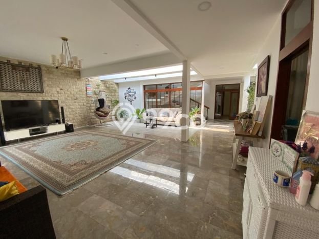 Rumah Menguntungkan di Setra Sari, Dekat Kawasan Bisnis, Bandung - 3 Kamar Tidur Rumah Menguntungkan di Setra Sari, Dekat Kawasan Bisnis, Bandung - 3 Kamar Tidur
