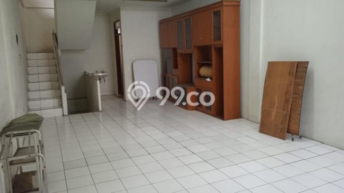 Ruko Dijual di Cicadas LT 90m2, LB 100m2 untuk Investasi Ruko Dijual di Cicadas LT 90m2, LB 100m2 untuk Investasi