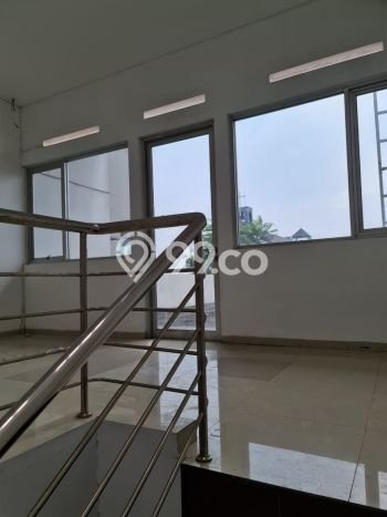 Ruko Disewa di Bandung dengan LB 280m2 Area Komersial Ramai Ruko Disewa di Bandung dengan LB 280m2 Area Komersial Ramai