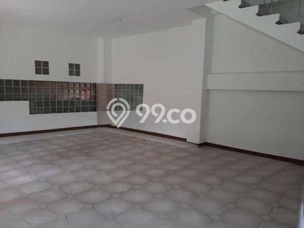 Hunian Minimalis dengan LT 840m2 & LB 550m2 Disewakan di Dago Hunian Minimalis dengan LT 840m2 & LB 550m2 Disewakan di Dago