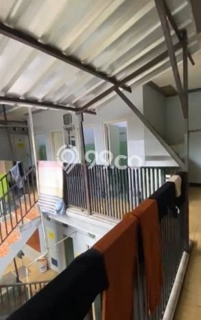 HARGA SPECIAL! Rumah Strategis di Otista, Luas 233m² LB 326m² HARGA SPECIAL! Rumah Strategis di Otista, Luas 233m² LB 326m²