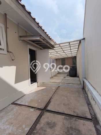 Disewakan! Rumah 5 Kamar Tidur &
3 Kamar Mandi di Kota Baru Parahyangan, Bandung Disewakan! Rumah 5 Kamar Tidur &
3 Kamar Mandi di Kota Baru Parahyangan, Bandung